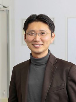 公立はこだて未来大学研究科長 香取 勇一先生の画像