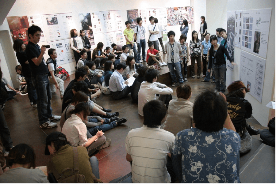 台湾交通大学でのワークショップのプレゼンテーション風景